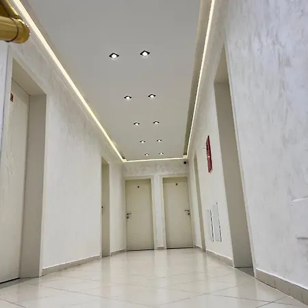 Kamberi & 2* Velipojë