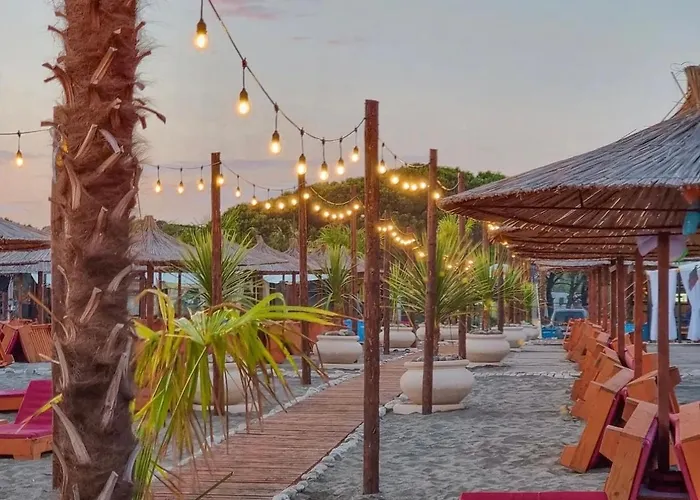 Kamberi & Hotel Velipojë